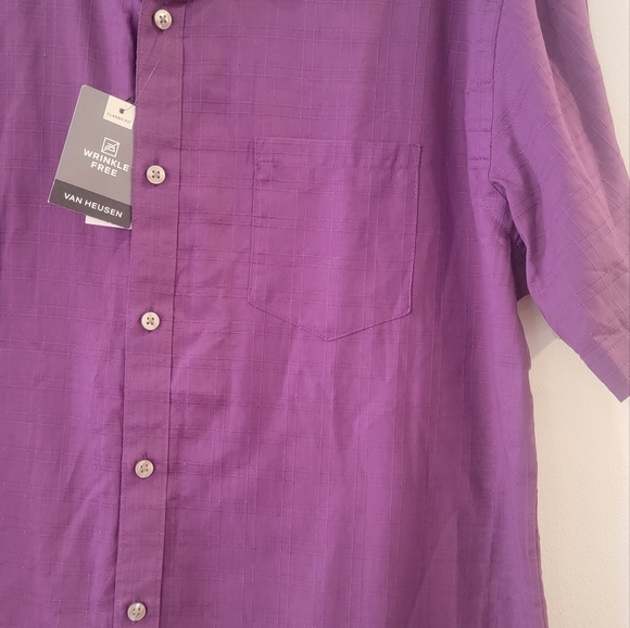 Van Heusen Men's Short sleeve Buttondown Classic fit/wrinkle free Sz L NWT - Picture 3 of 11